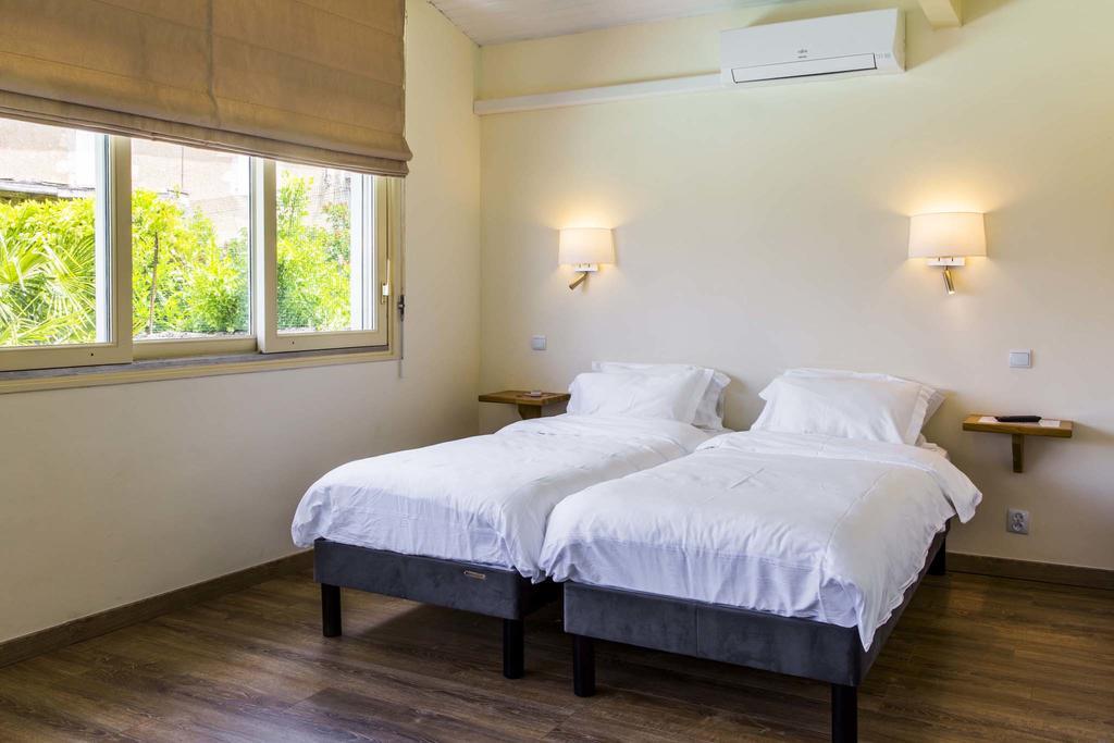 Les Trois Lys Otel Condom Dış mekan fotoğraf